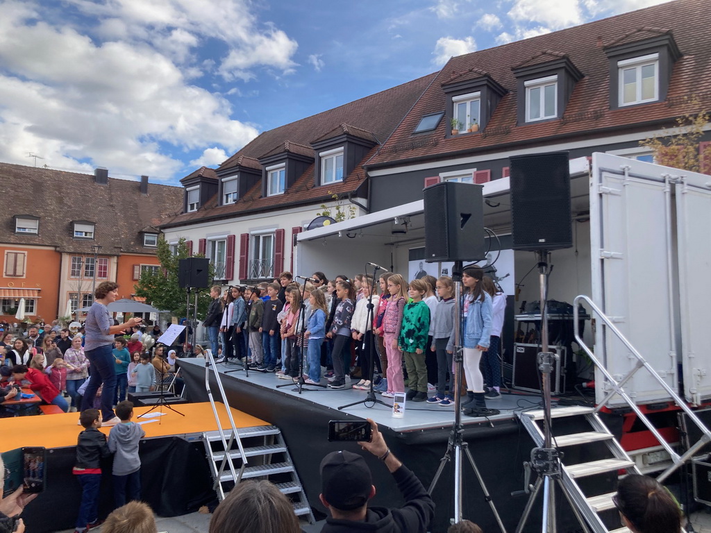 SchulchorauftrittBreisach web